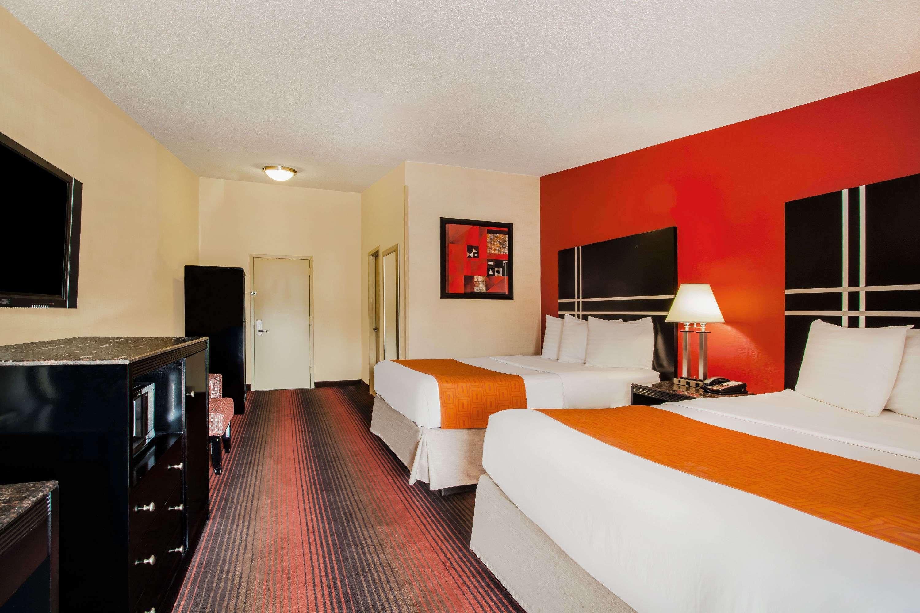 Howard Johnson By Wyndham North Plainfield Extérieur photo