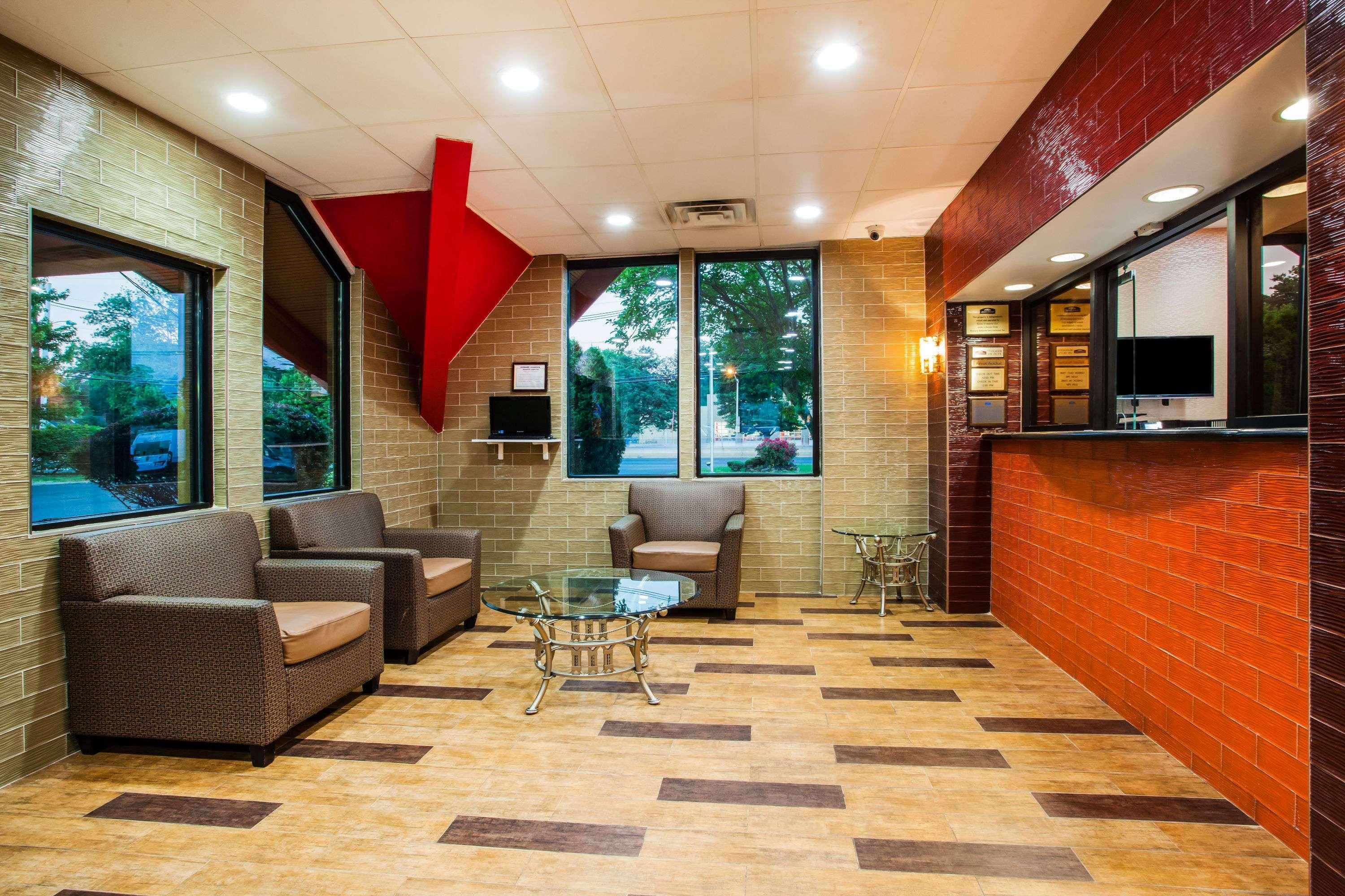 Howard Johnson By Wyndham North Plainfield Extérieur photo