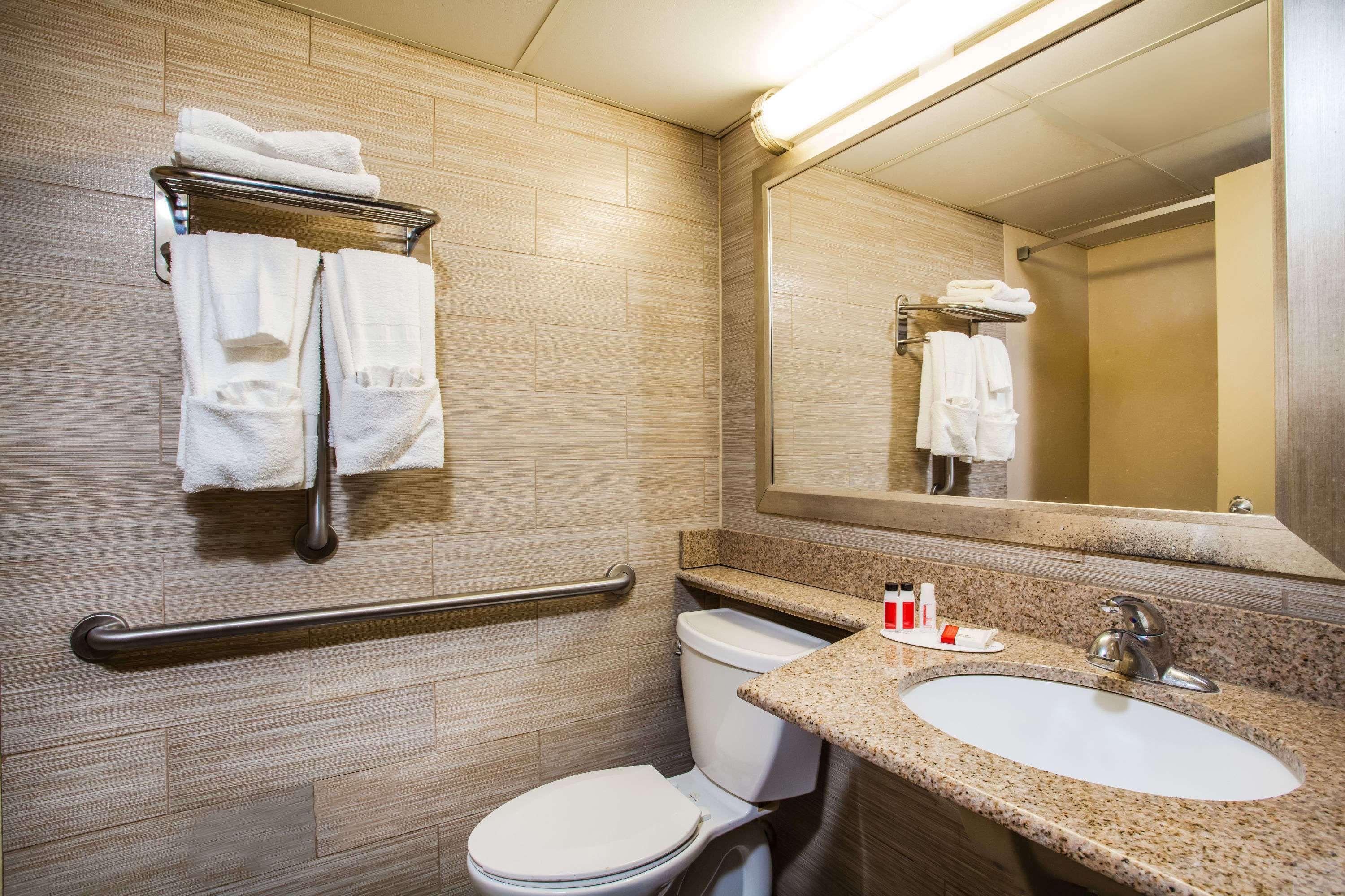 Howard Johnson By Wyndham North Plainfield Extérieur photo